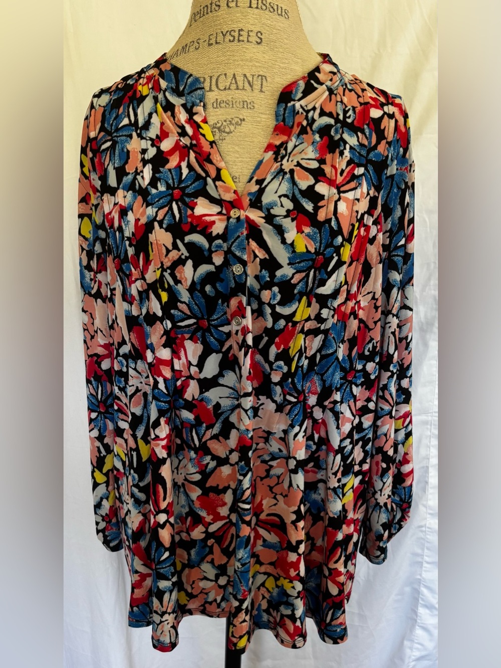 Cocomo Women’s Half Button Down Blouse in Multi Floral Sz 1X
